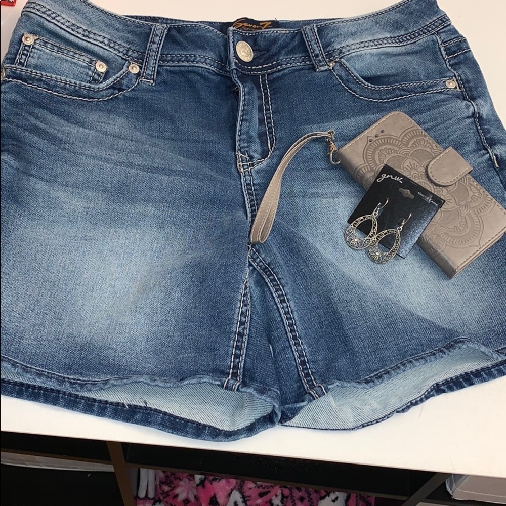 Seven7 jean shorts